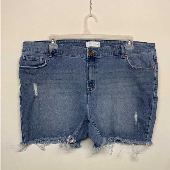 Lane Bryant Distressed Cutoff Jean Shorts - Picture 1 of 7